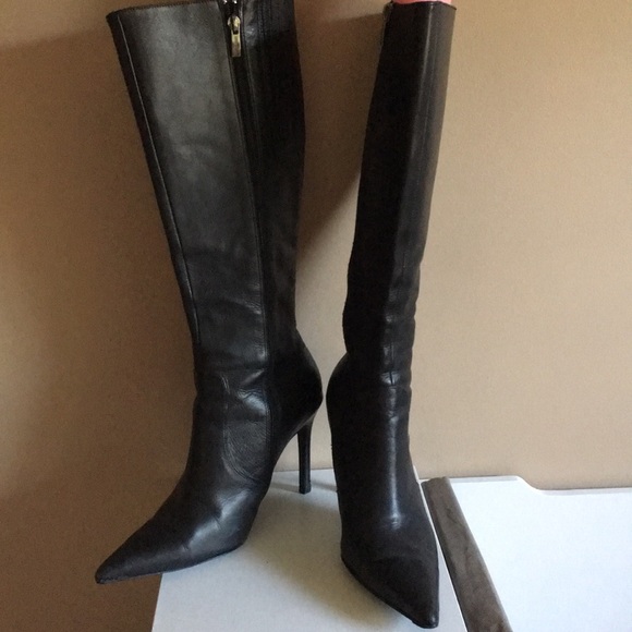 colin stuart heels
